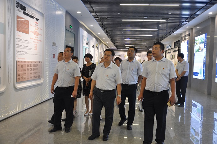 濟南連心物業(yè)有限公司黨支部舉行“不忘初心、牢記使命”主題教育慶“七一”系列活動