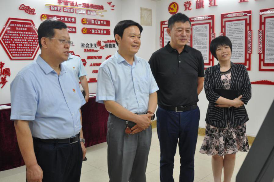 濟南市歷下區(qū)委統(tǒng)戰(zhàn)部領導蒞臨濟南連心物業(yè)調研統(tǒng)戰(zhàn)工作