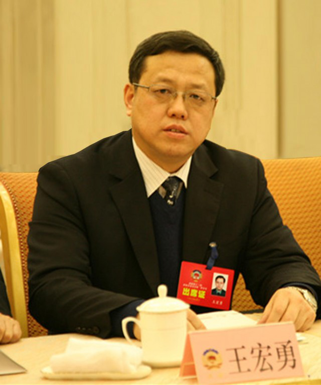 選擇“連心”就是選擇放心——記濟南市政協(xié)委員，濟南連心物業(yè)有限公司黨支部書記、董事長王宏勇